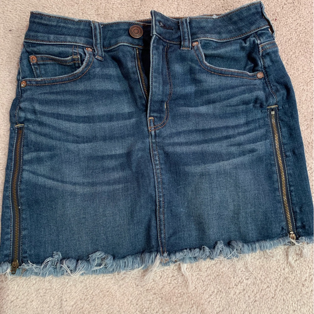 American Eagle jean skirt